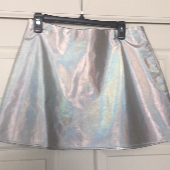 Gianni Bini Dresses & Skirts - GB iridescent mini skirt size large new with tags waist 32 inches length 15